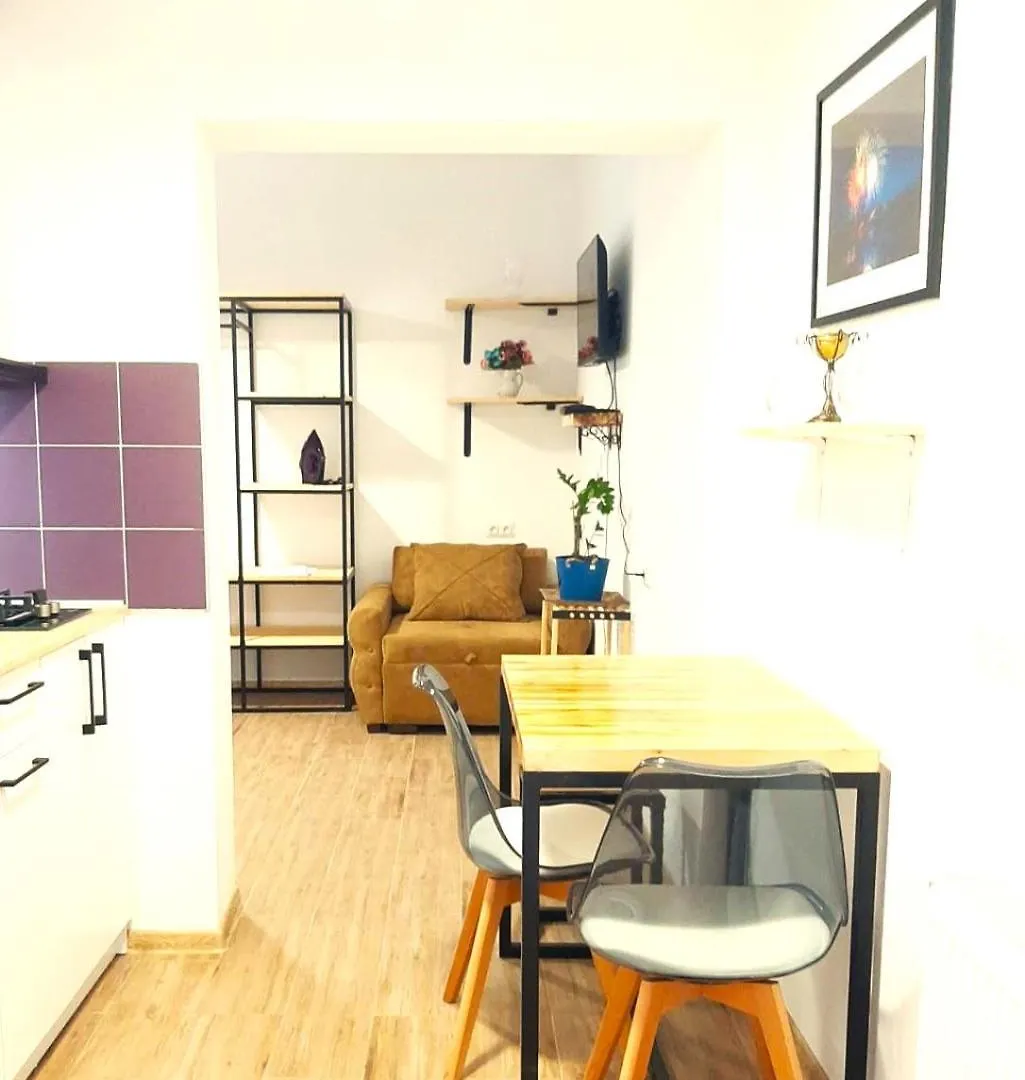 Διαμέρισμα Marjani Terrace Rooms Τυφλίδα
