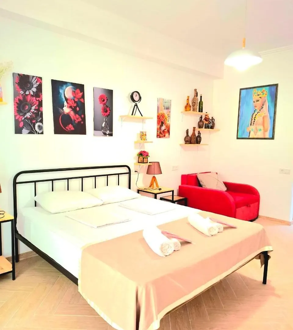 Διαμέρισμα Marjani Terrace Rooms Τυφλίδα