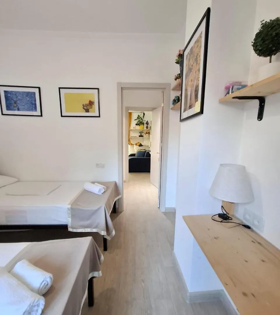Διαμέρισμα Marjani Terrace Rooms Τυφλίδα